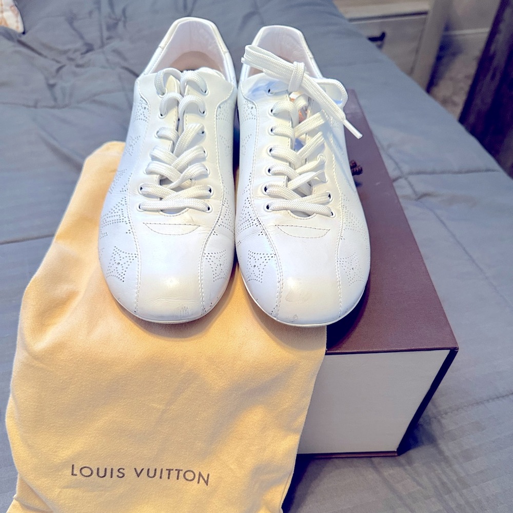 Louis Vuitton tennis shoes.  Size 11